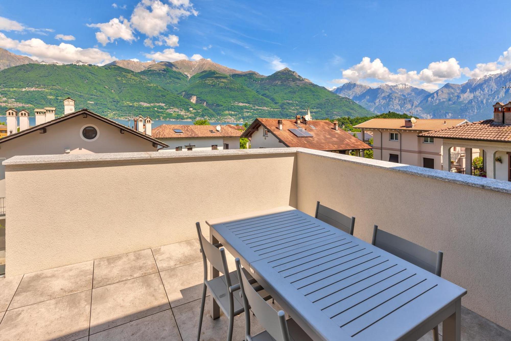 Villa Family With Pool And Amazing Panoramic Penthouse Colico Buitenkant foto