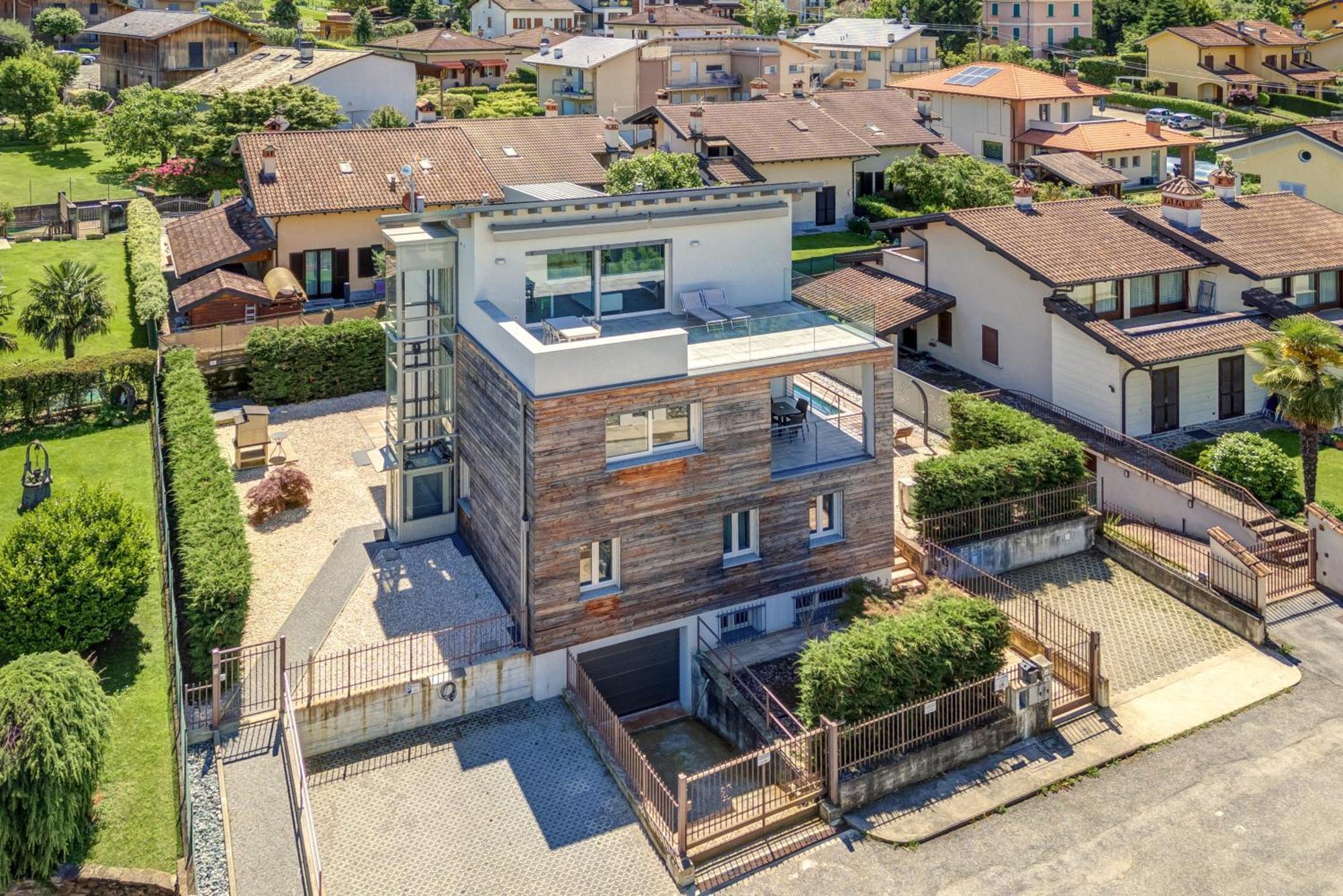 Villa Family With Pool And Amazing Panoramic Penthouse Colico Buitenkant foto